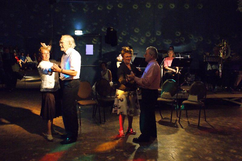 CEF 2008 Fouras bal Goules Magne et Lyre_018.JPG